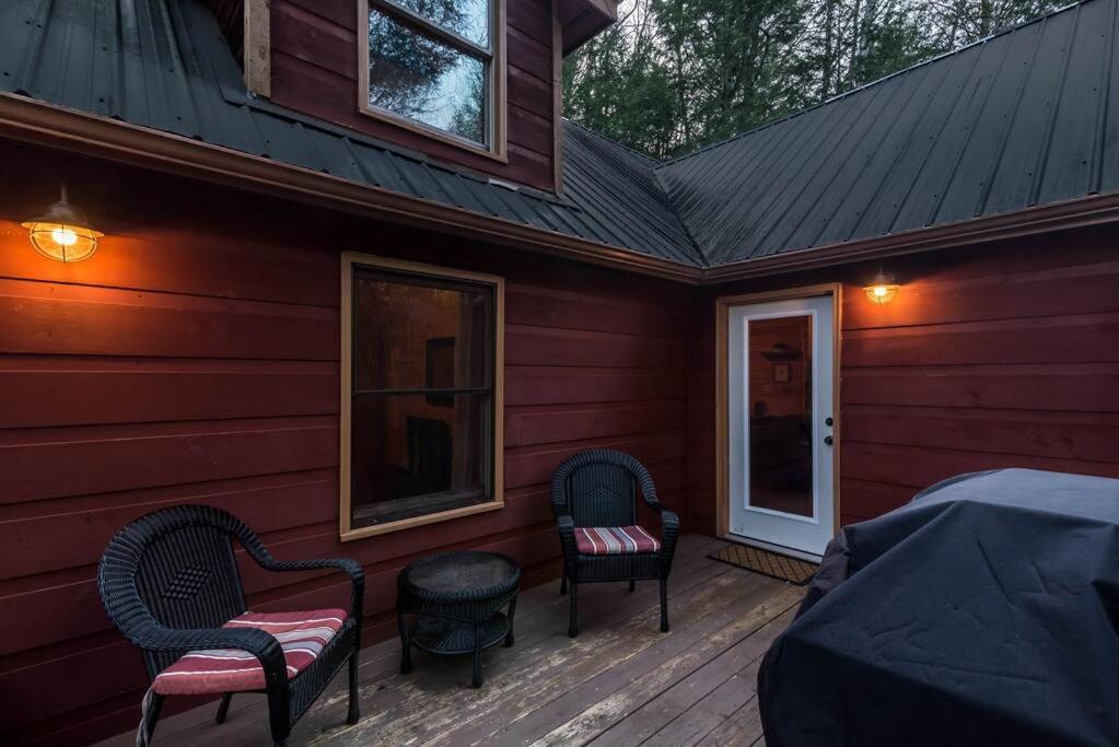 Private Creekside Cabin+Hot Tub,Pool Table, & Pets Ellijay Exteriör bild