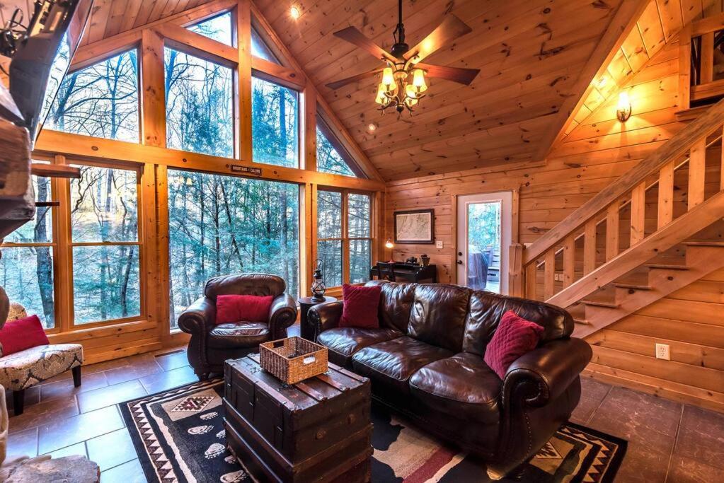 Private Creekside Cabin+Hot Tub,Pool Table, & Pets Ellijay Exteriör bild